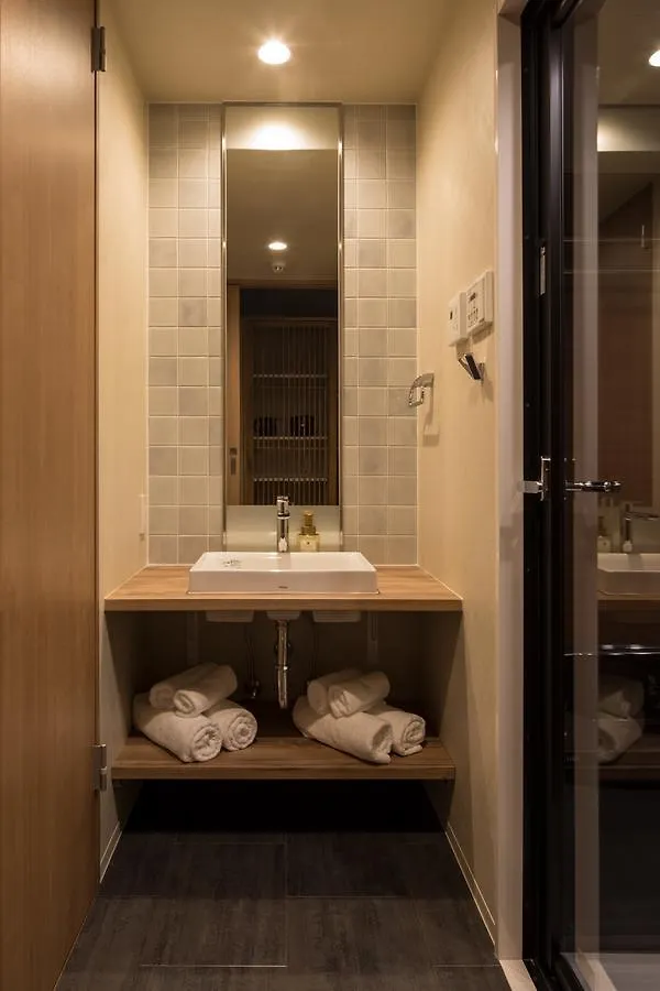 ***  Yutaka Hotel Kioto Japón